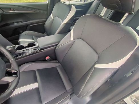Used 2025 Toyota Camry SE FWD image 21
