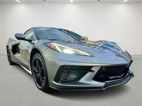 Used 2023 Chevrolet Corvette Stingray Premium Cpe w/ Z51 Performance Package image 4