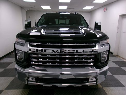 Used 2022 Chevrolet Silverado 3500 LTZ w/ LTZ Convenience Package AWD/4WD image 14