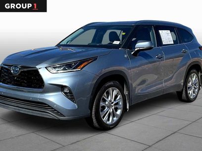 Certified 2022 Toyota Highlander Limited