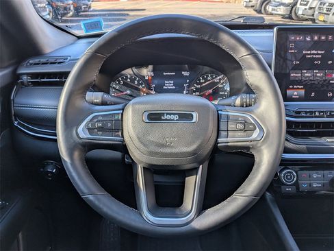 Certified 2022 Jeep Compass Altitude w/ Sun and Sound Group image 13