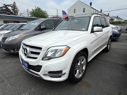 Used 2015 Mercedes-Benz GLK 350 4MATIC image 6