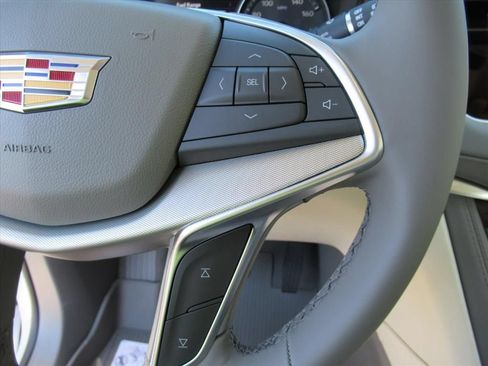 New 2026 Cadillac XT5 Premium Luxury w/ Driver Assist Package AWD/4WD image 23