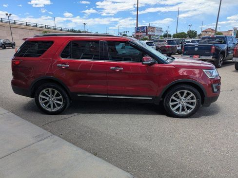 Used 2017 Ford Explorer Limited w/ Equipment Group 301A AWD/4WD image 6