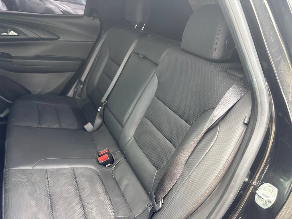 Used 2023 Chevrolet TrailBlazer RS FWD image 9
