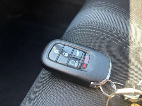 Used 2025 Honda Civic Sport image 20