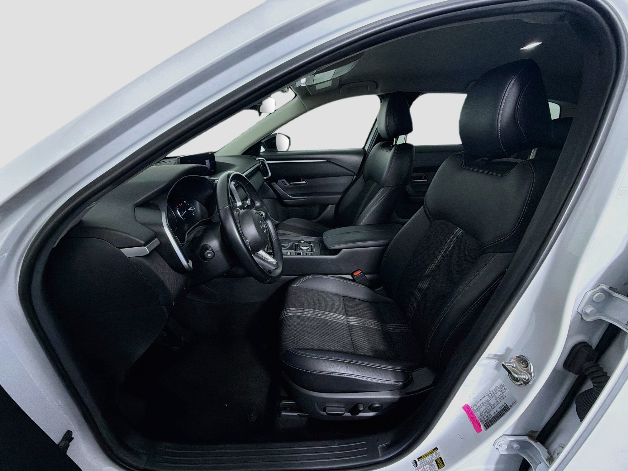 Used 2025 MAZDA CX-50 AWD 2.5 S w/ Preferred Package image 13