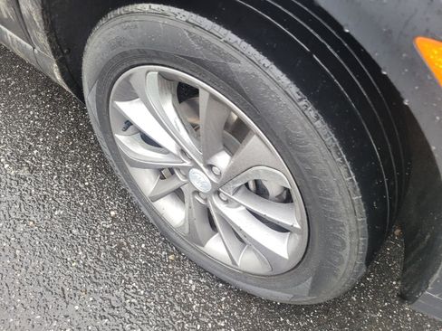 Used 2020 Buick Encore GX Essence w/ Experience Buick Package image 4