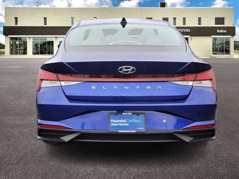 Certified 2023 Hyundai Elantra SEL w/ Convenience Package image 4