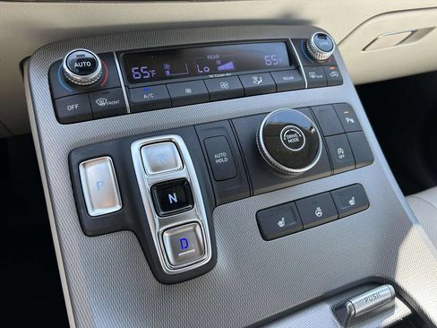 Used 2021 Hyundai Palisade SEL w/ Premium Package FWD image 25