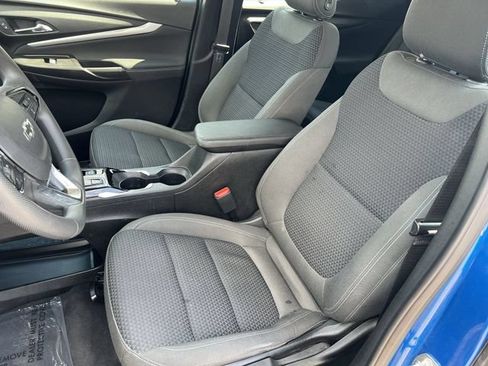 Used 2023 Chevrolet Bolt EUV LT w/ Driver Confidence Package FWD image 32