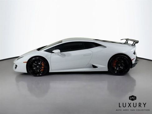 Used 2018 Lamborghini Huracan LP 580-2 image 7