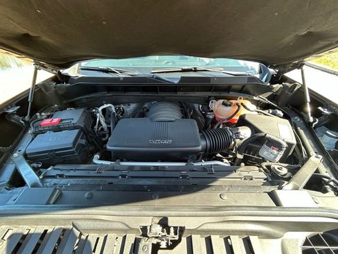 Used 2020 Chevrolet Silverado 1500 LT w/ All-Star Edition image 11