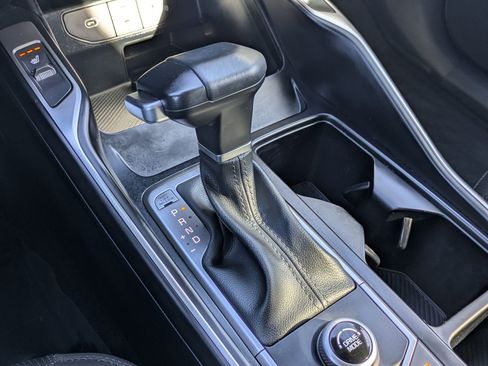 Used 2024 Kia Sorento EX w/ Panoramic Sunroof Package image 16