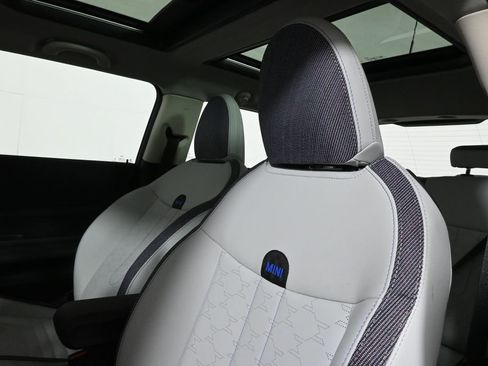 Used 2025 MINI Cooper S image 16