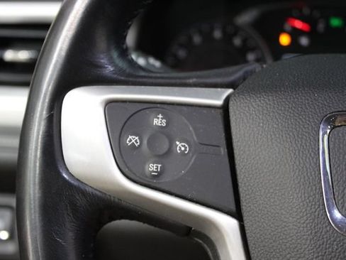 Used 2019 GMC Acadia SLE w/ Driver Alert Package I FWD image 16