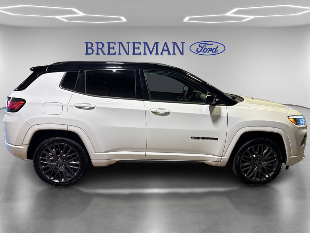 Used 2023 Jeep Compass High Altitude w/ Driver Assist Group I AWD/4WD image 5
