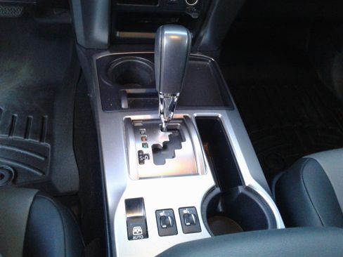 Used 2024 Toyota 4Runner SR5 Premium image 19