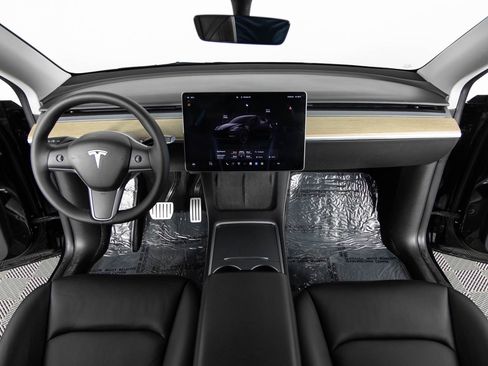 Used 2022 Tesla Model Y Performance image 33