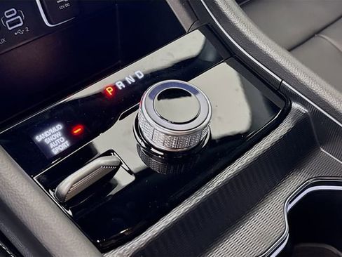 New 2025 Jeep Grand Cherokee Limited image 17