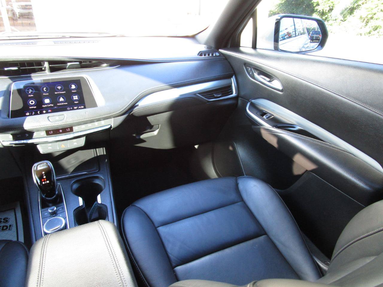 Used 2021 Cadillac XT4 Premium Luxury w/ Driver Awareness Package FWD image 9