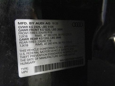 Used 2024 Audi Q3 2.0T Premium image 45