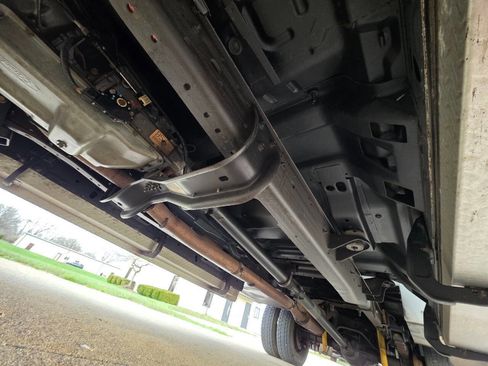 Used 2001 Ford F450 Lariat image 3