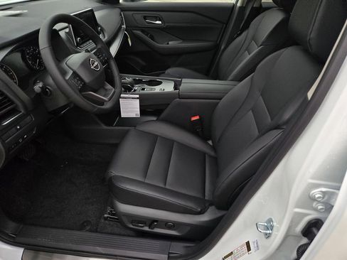 New 2026 Nissan Rogue SV image 19