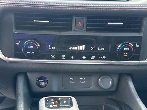 Certified 2025 Nissan Rogue SV AWD/4WD image 26