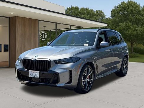 Used 2026 BMW X5 xDrive50e w/ M Sport Package AWD/4WD image 2