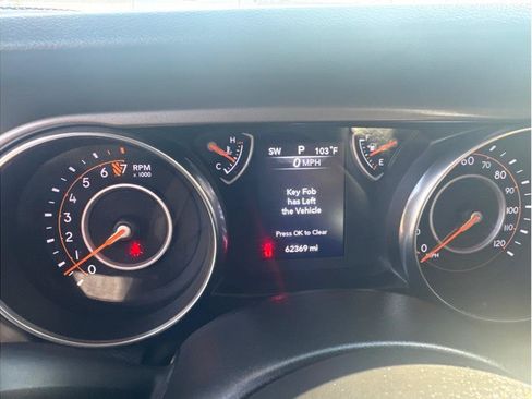Used 2021 Jeep Gladiator Sport AWD/4WD image 16
