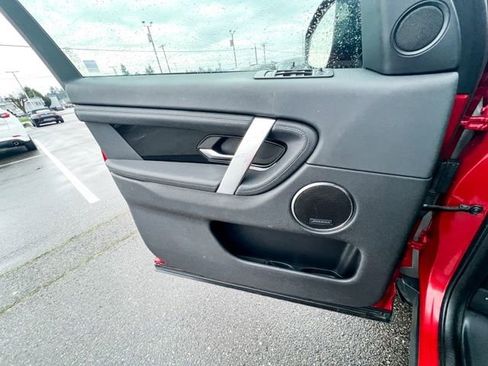 Used 2022 Land Rover Discovery Sport S image 14