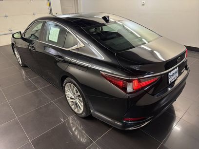 Used 2020 Lexus ES 350 w/ Accessory Package 2