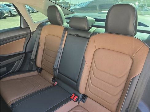 Used 2025 Volkswagen Jetta SEL image 10