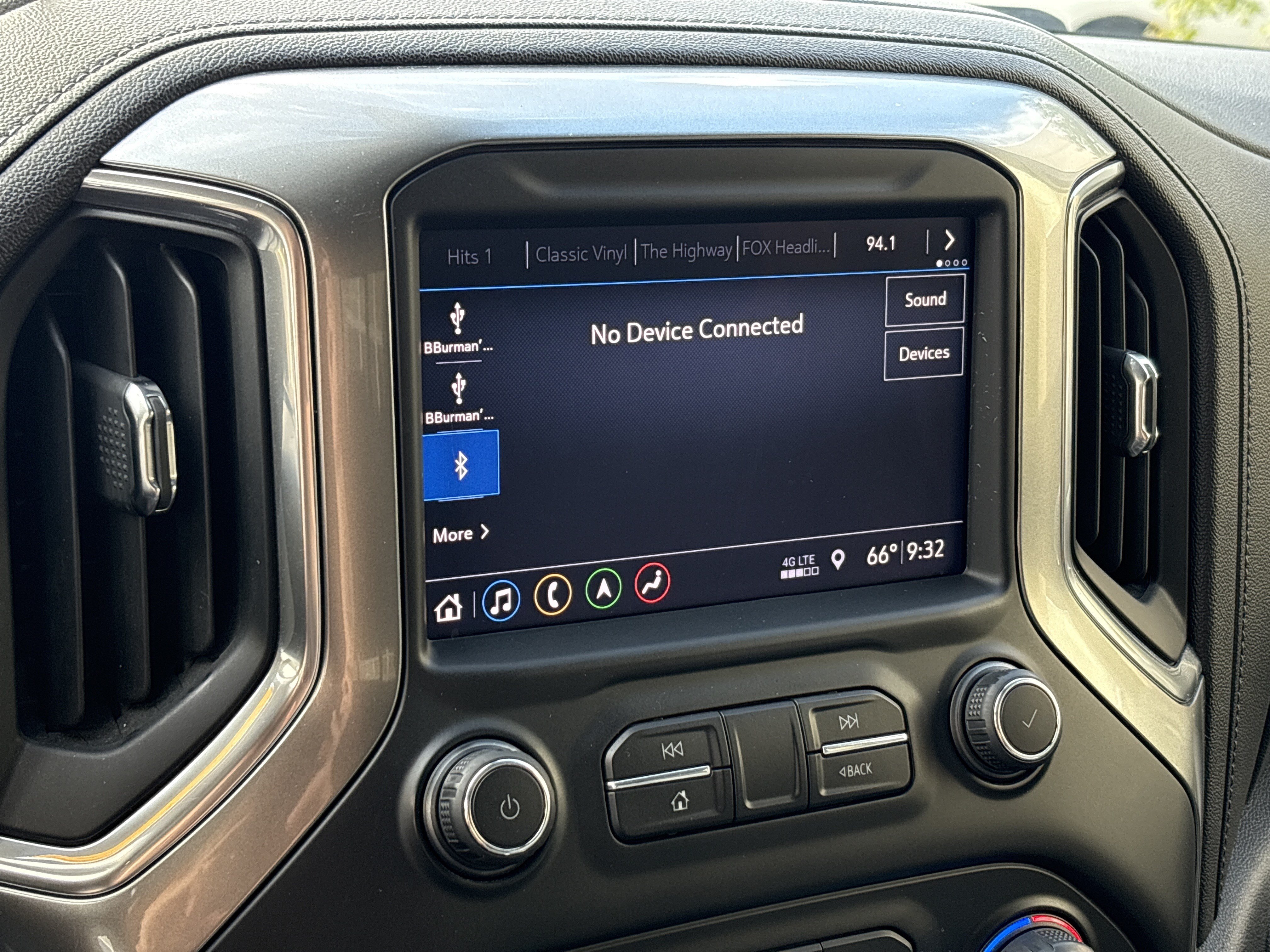 Used 2019 Chevrolet Silverado 1500 LTZ w/ LTZ Premium Package AWD/4WD image 23