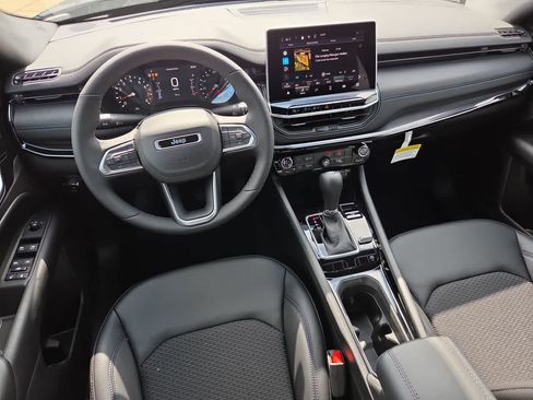 New 2026 Jeep Compass Latitude AWD/4WD image 24