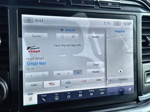 Used 2022 Ford F150 XLT w/ Equipment Group 302A High image 13