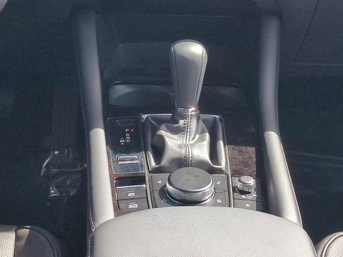 New 2025 MAZDA MAZDA3 Hatchback w/Premium Plus Pkg image 19