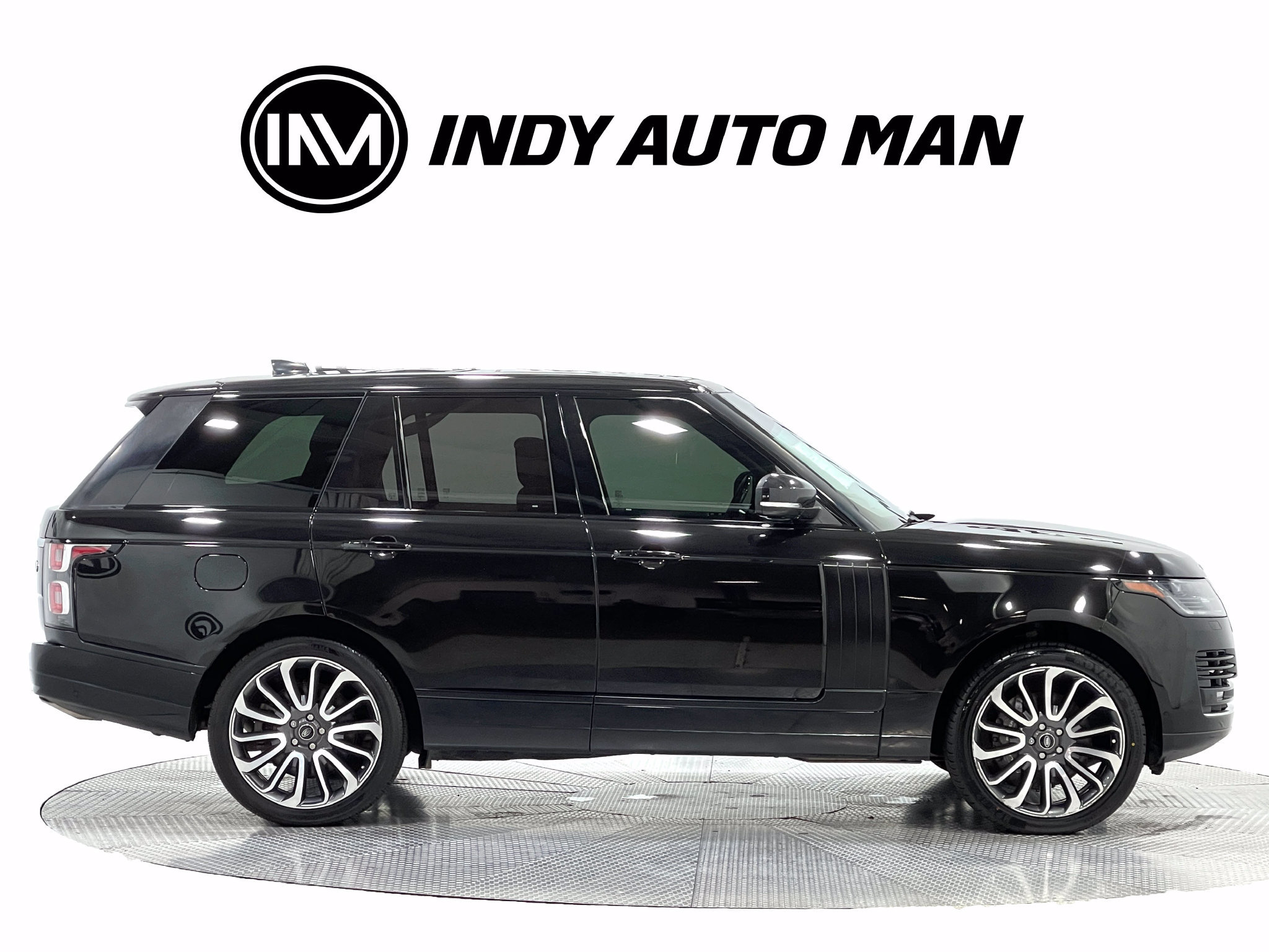 Used 2019 Land Rover Range Rover Supercharged AWD/4WD image 3