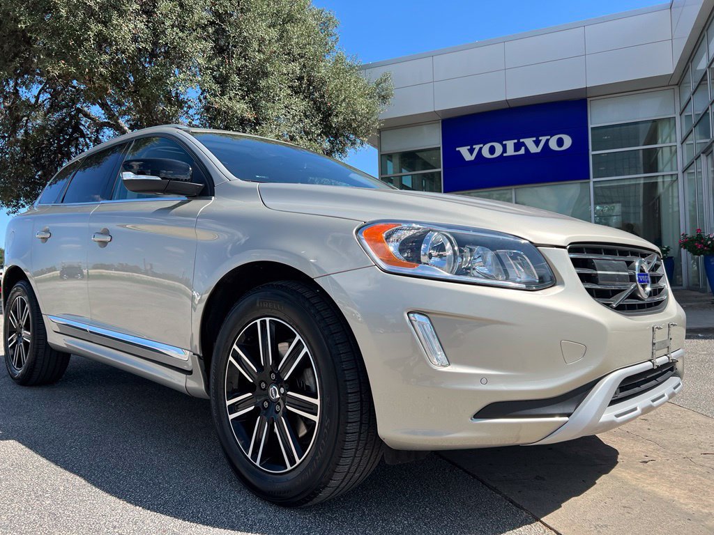 Used 2017 Volvo XC60 T5 Dynamic w/ Advanced Package AWD/4WD image 1