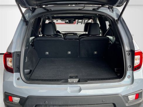 Used 2024 Honda Passport Black Edition image 27