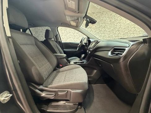 Used 2022 Chevrolet Equinox LT FWD image 9