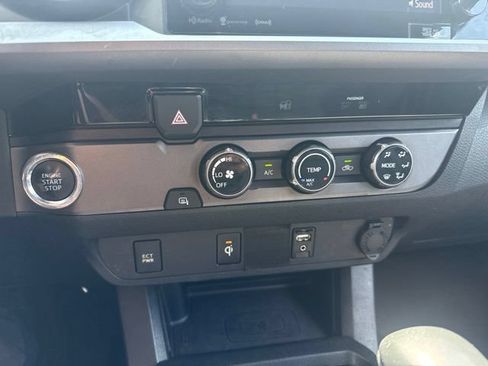 Used 2016 Toyota Tacoma TRD Sport w/ Towing Package RWD image 29