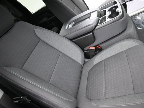 Used 2023 Chevrolet Silverado 2500 LT AWD/4WD image 19