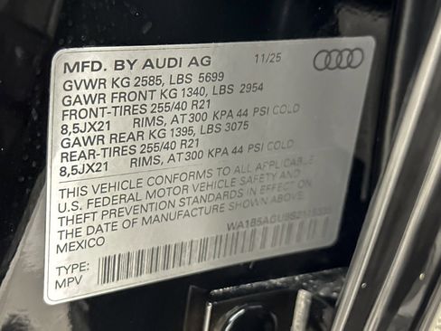 New 2025 Audi SQ5 Premium Plus image 24