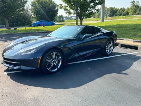 Used 2015 Chevrolet Corvette Stingray Coupe w/ 2LT Preferred Equipment Group RWD image 4