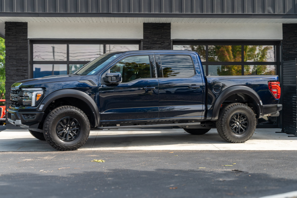 Used 2026 Ford F150 Raptor AWD/4WD image 2