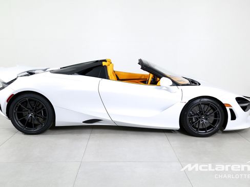 New 2026 McLaren 750S Spider image 11
