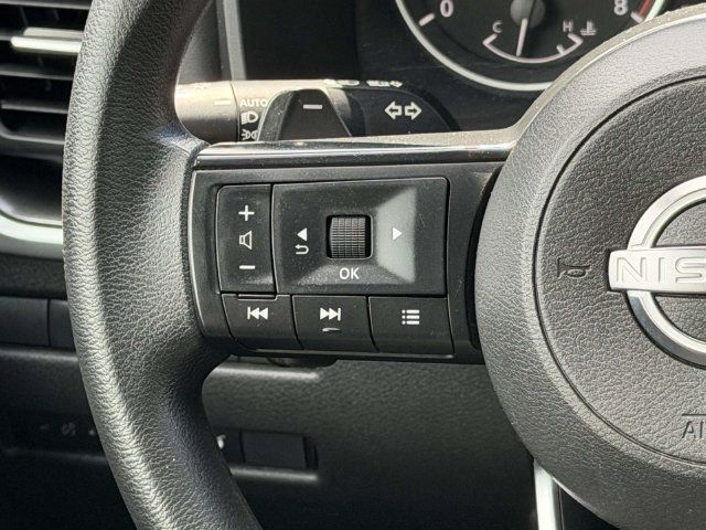 Used 2024 Nissan Rogue SV AWD/4WD image 24