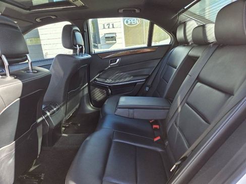 Used 2015 Mercedes-Benz E 350 4MATIC Sedan image 13